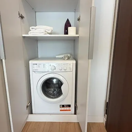 64bs Condor Τίρανα