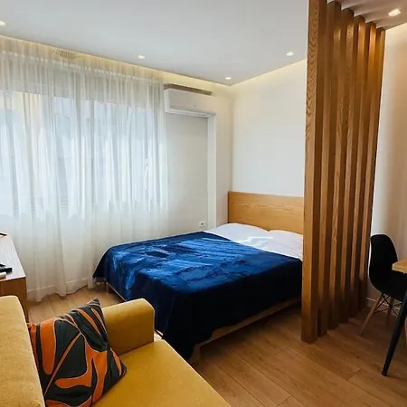 64bs Condor Apartman *