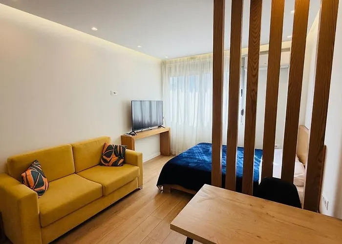 Apartment 64bs Condor