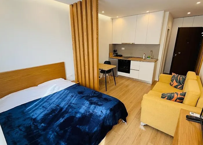 Apartment 64bs Condor *