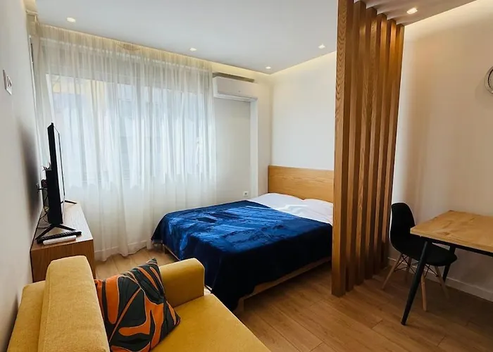 64bs Condor Apartman *